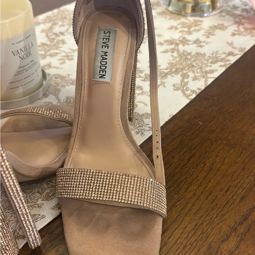 Steve Madden Blush Heels with Sparkling Embellishments - Picture 2 of 5